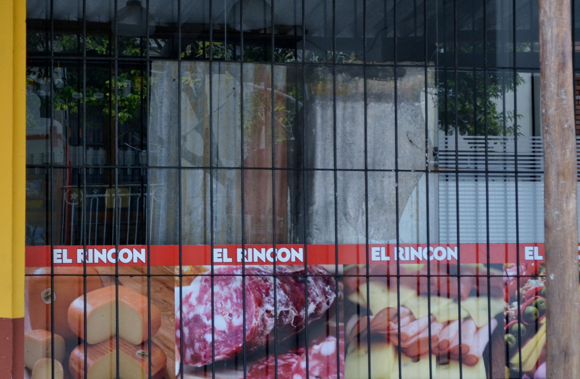 Robo en una fiambrería