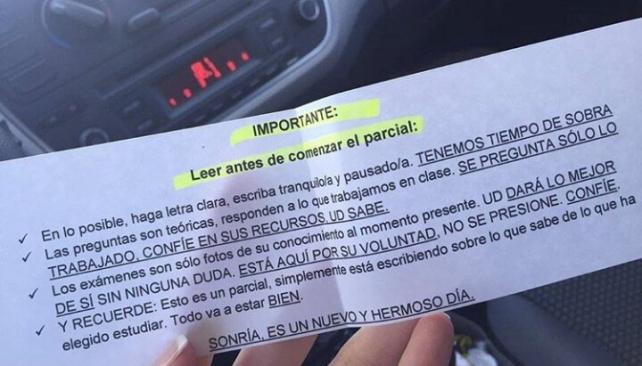 El motivador mensaje de un profesor universitario antes de un parcial