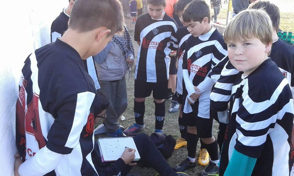 Capacitación sobre la enseñanza en el fútbol infantil