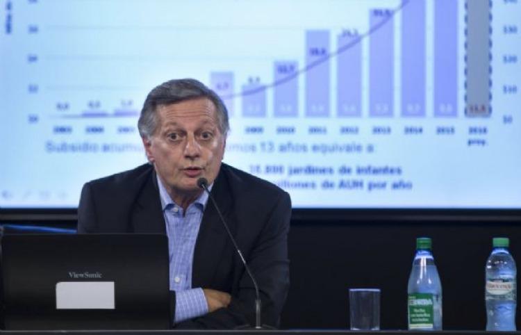 Allanaron oficinas de Aranguren y la jefa de senadores Pro puso en duda su continuidad