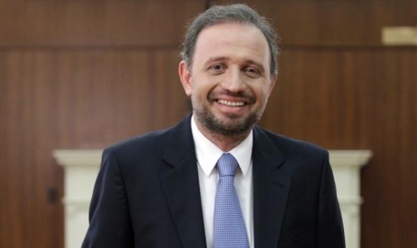 Marangoni se acerca al FR y se habla de posible desembarco