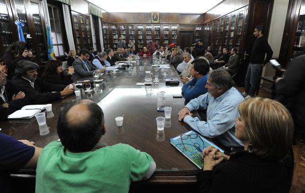 Preparan la reapertura de la paritaria estatal en la Provincia