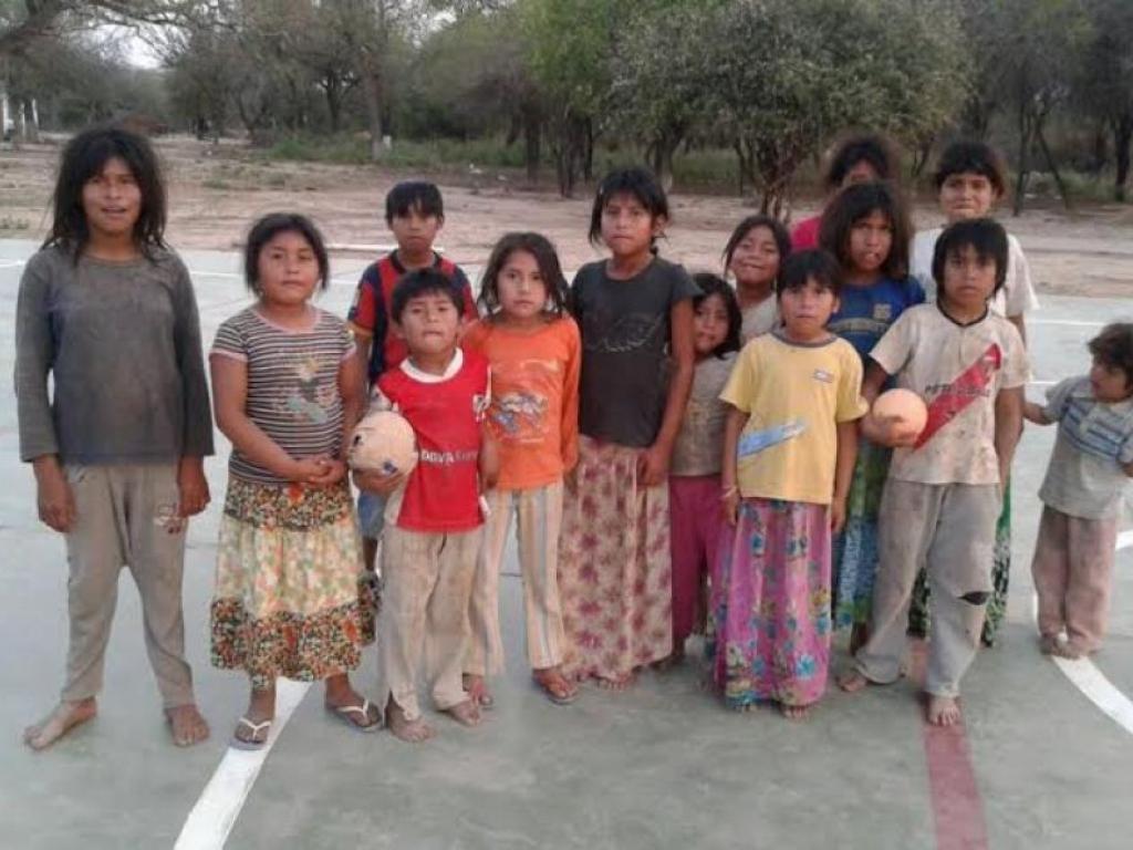 No son refugiados, son niños wichis que viven en Argentina