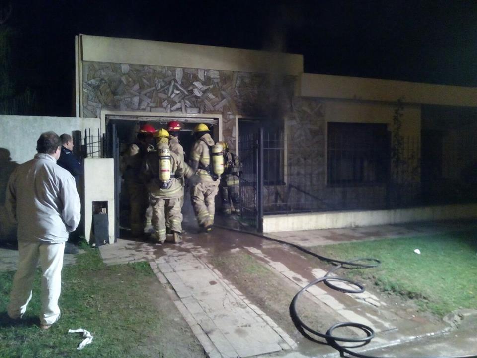 Incendio en la vivienda del concejal Paniagua
