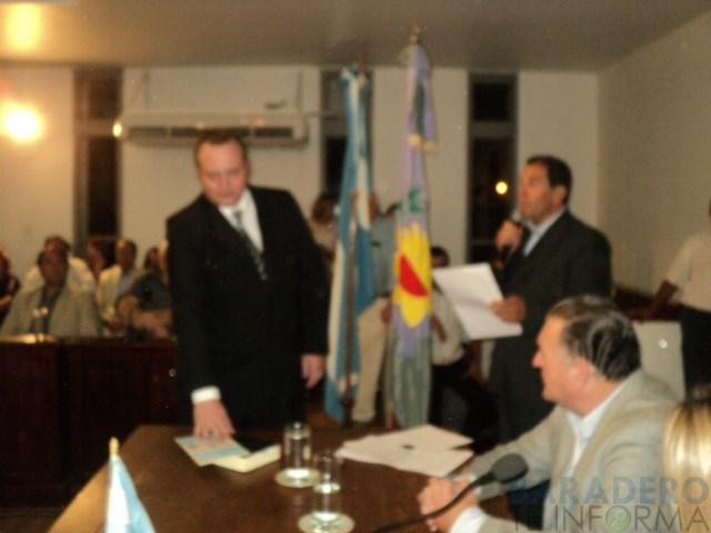 Di Pasqua: «A Mosi el Concejo lo puede invitar, él viene si quiere»