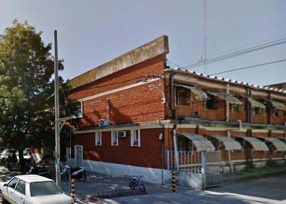 Golpean y le roban a una mujer que iba caminando al trabajo