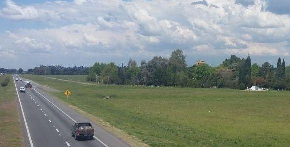 Encuentran a una mujer deambulando por la ruta 9