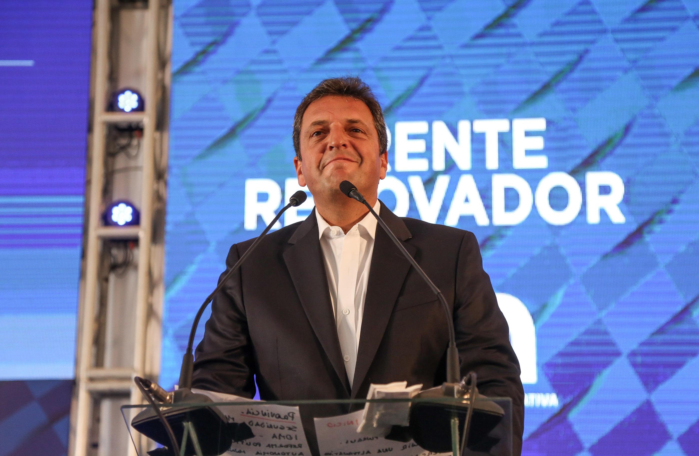 Massa: “Sin desarrollo social no hay desarrollo económico”