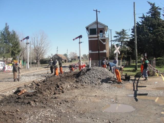 Esperan finalizar los trabajos en el paso a nivel de San Martín para este fin de semana