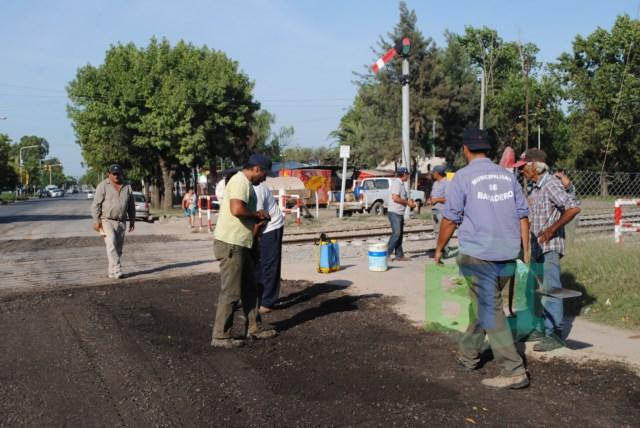 Esta semana se realiza la obra del paso a nivel de calle San Martín