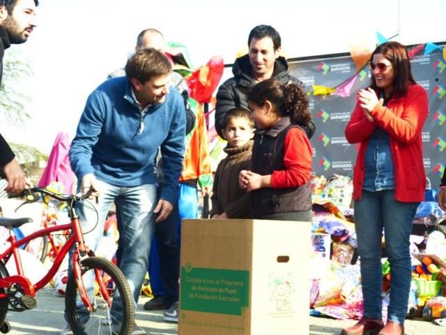 Festejo popular del Día del Niño en Plaza Colón