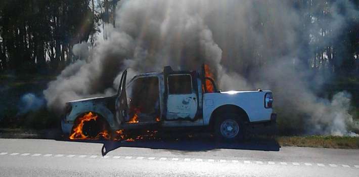 Se incendió patrullero de Baradero en Ruta 9: No hay heridos