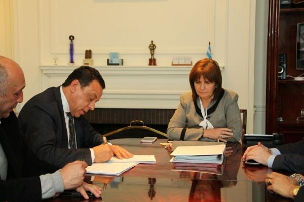 Patricia Bullrich le devolvió las fuerzas federales a Zárate