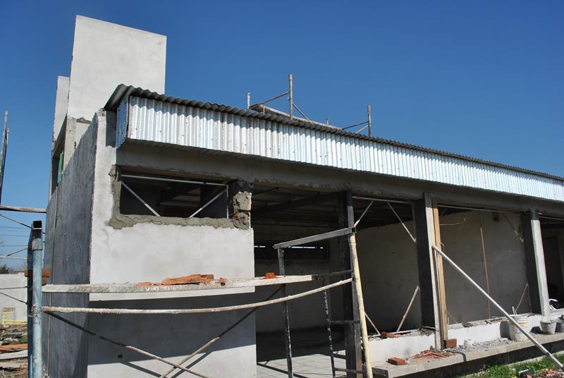 Las obras del Jardín de Infantes N° 905 y el N° 908 siguen avanzando