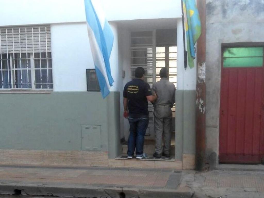 Detienen a un hombre que abusaba de sus dos hijos