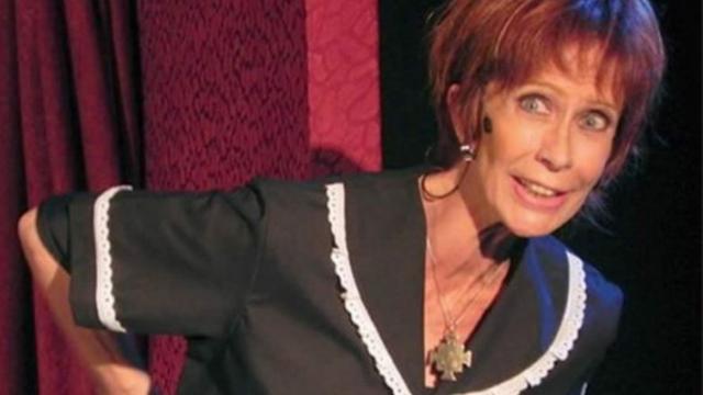 María Valenzuela está internada en una clínica psiquiátrica con un pozo depresivo por la muerte de su amigo