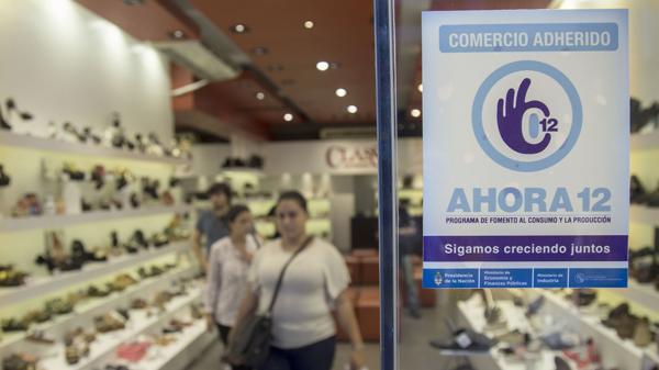 Ahora 18: se podrán comprar desde computadoras hasta paquetes turísticos con el nuevo plan oficial