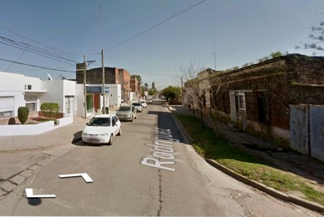 Dos delincuentes ingresan a una vivienda, reducen al propietario y le roban