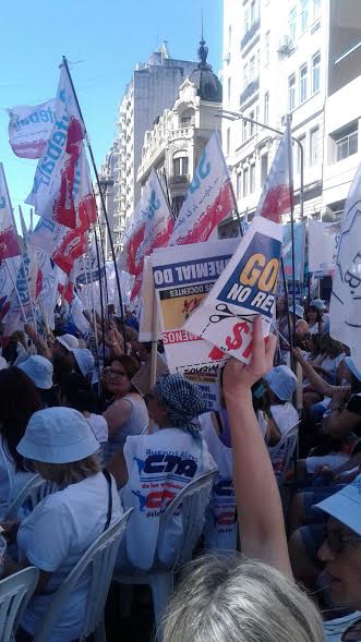 Movilización y reclamo docente en la Provincia de Bs. As.