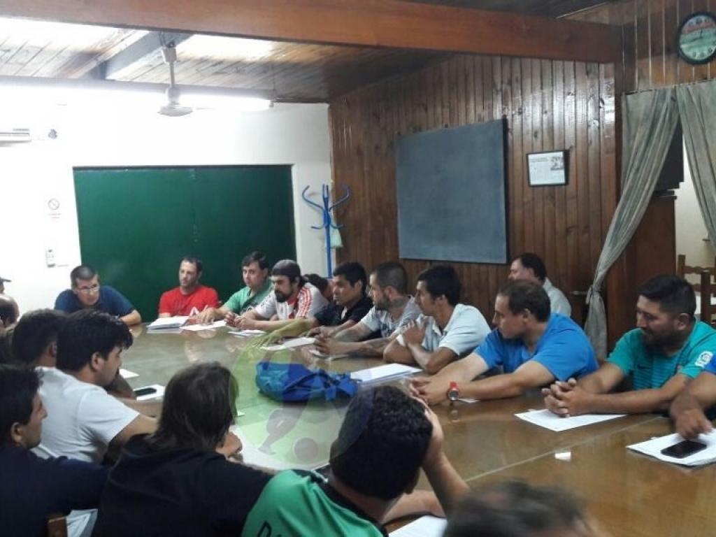 Futbol Infantil. Por votación se decidió jugar el Torneo de Verano