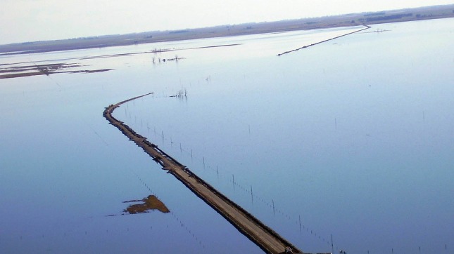El desborde de la Picasa: Cambio climático, imprevisiones y canales clandestinos