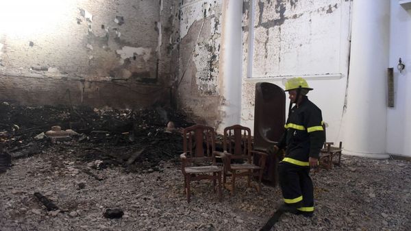 Un adolescente de 16 años confesó ser el autor del incendio de la catedral de San Nicolás