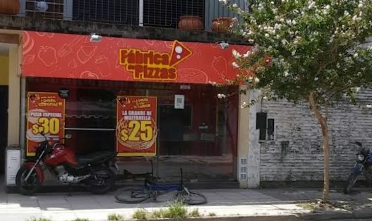 Roban en una pizzería y el ladrón era un menor que trabajaba allí