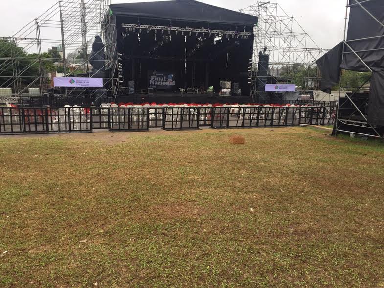 La tercera noche del Pre Festival se realiza en Atlético