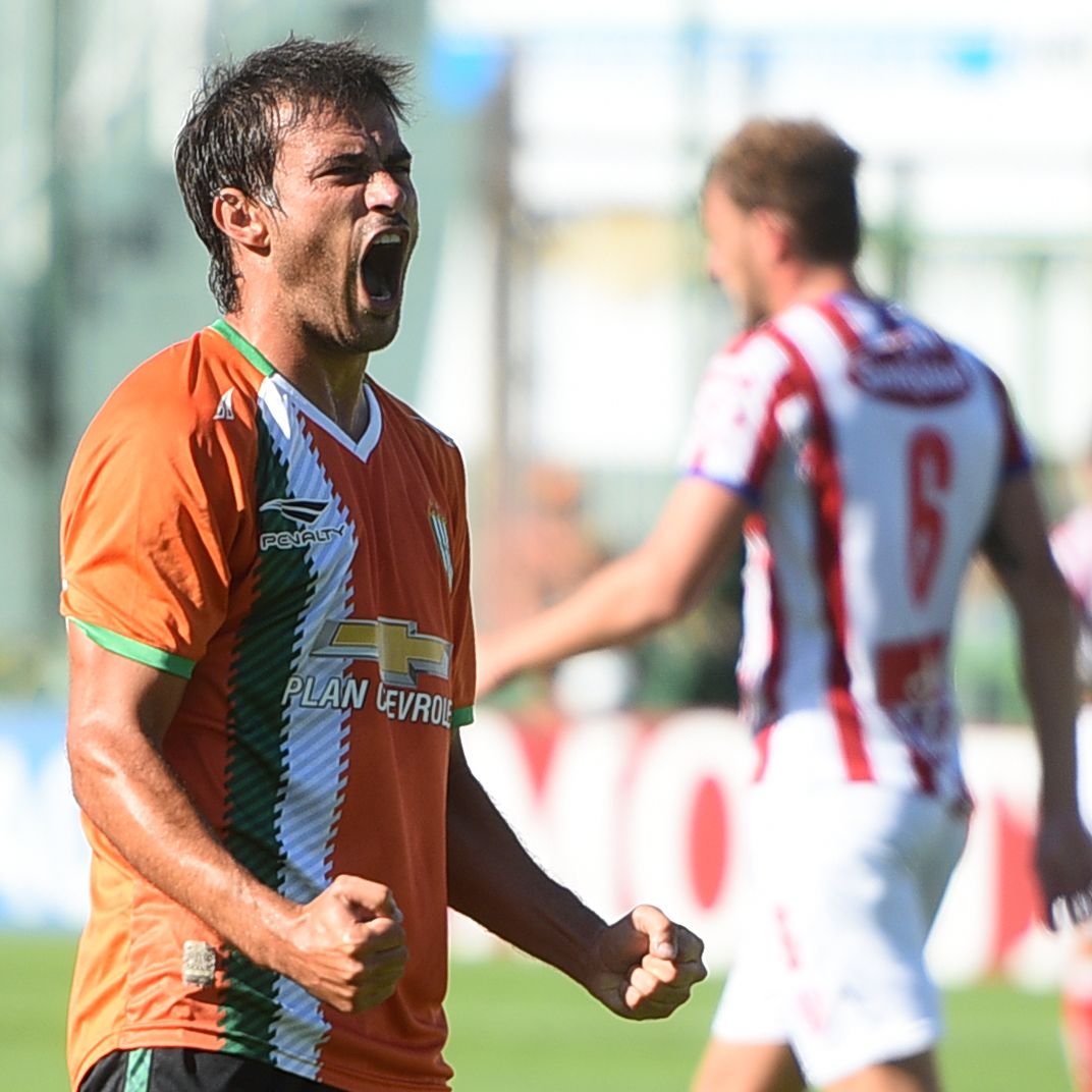 Darío y su jerarquía le permitieron a Banfield acercarse a la punta