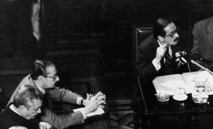 Nunca más, alegato del fiscal Julio César Strassera