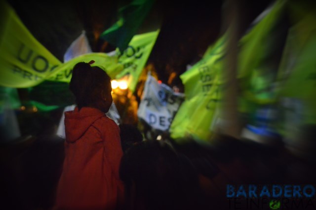 Baradero marchó en defensa de las fuentes de trabajo