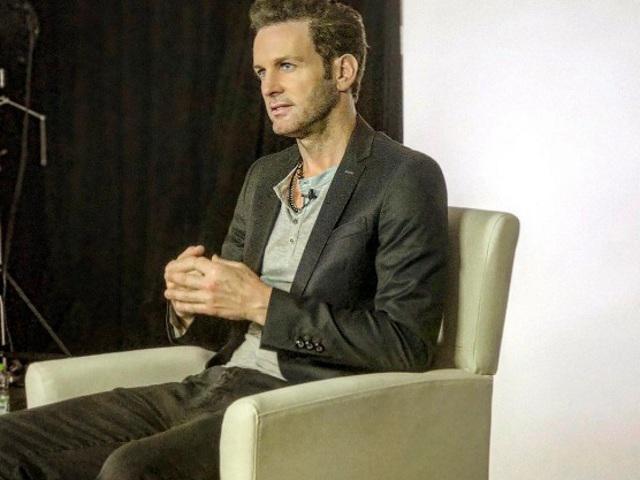 Axel: «He vivido situaciones de violencia de mi papá hacia mi mamá»