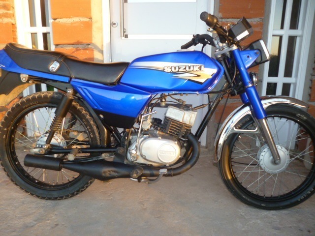 Roban una moto