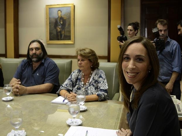 Provincia convocó a los docentes y defendió los descuentos por paro