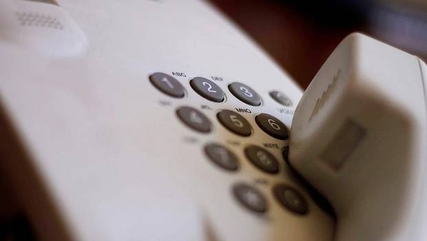 Frustraron dos estafas por teléfono y hubo otro llamado donde engañaron a una mujer