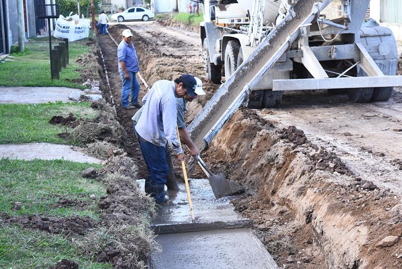 El cordón cuneta llega a más vecinos de la ciudad