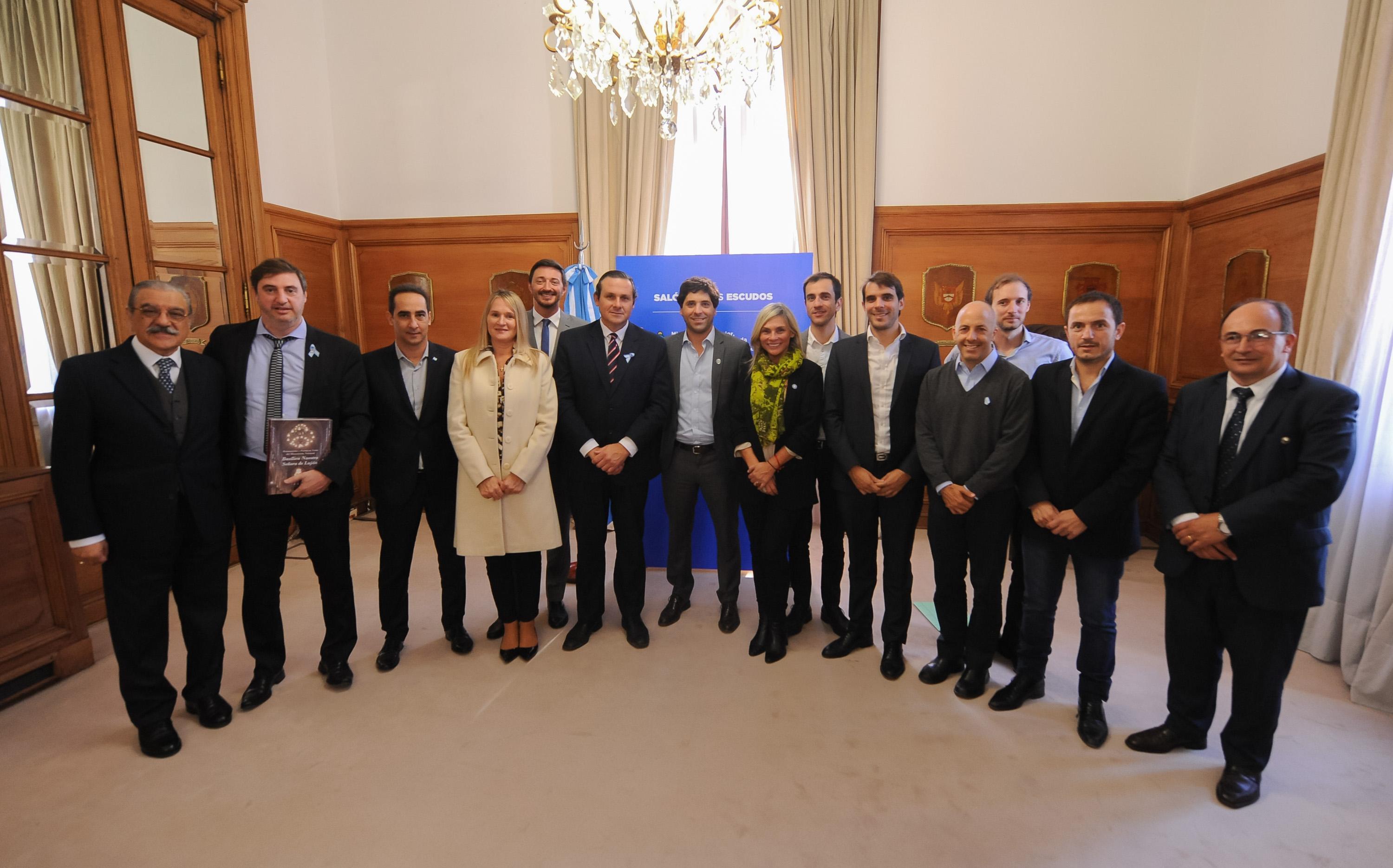 Avanzan las obras del plan de renovación urbana en Municipios de la provincia de Buenos Aires