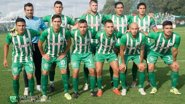 Deportivo Camioneros, el club que llevó ocho mil hinchas contra Independiente y soñaba con la Libertadores