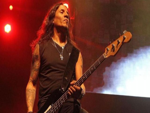 El bajista de «Rata Blanca» internado en grave estado