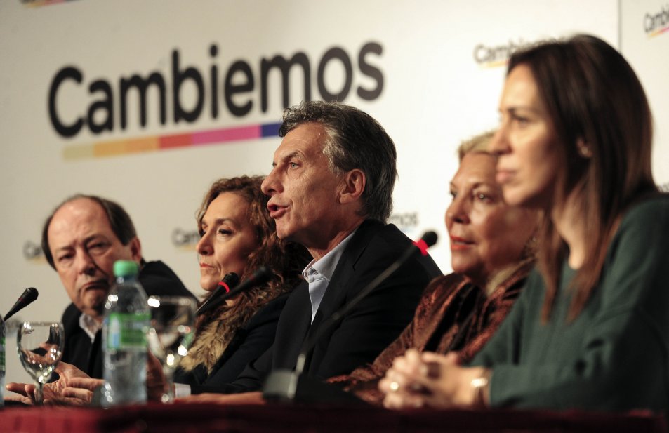 Encuesta conurbano, Cambiemos supera al FpV por menos del 2%