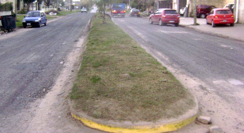 Terminó en calle con rap un pavimento inaugurado en la gestión anterior