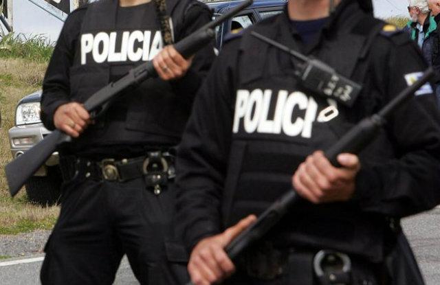 Dos delincuentes golpearon y le robaron a un joven. Fueron detenidos