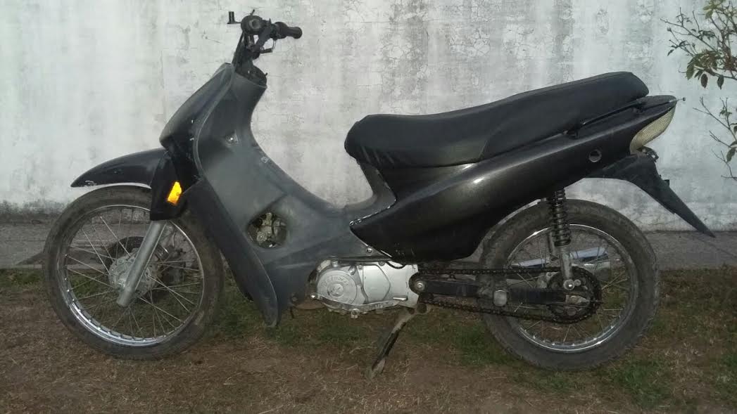 Recuperan dos motos robadas, a una la habían pintado de negro
