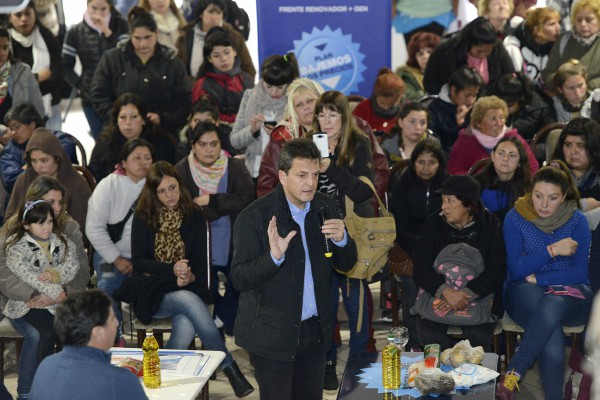 «Es preocupante que el Gobierno sea tan dócil para bajar impuestos a mineras y tan duro para bajar los de los laburantes»