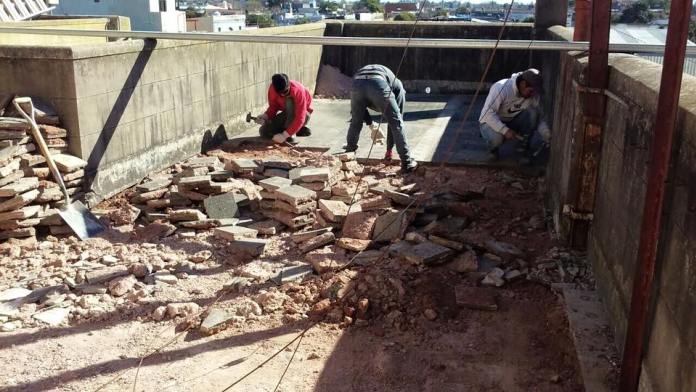 Reparan el techo del Centro Cultural y recuperan dos aulas