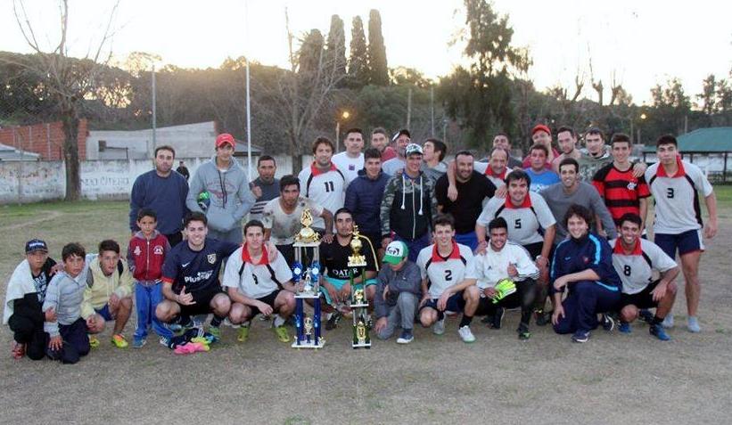 Vinoteca La Bodega campeón del Torneo de Futbol en el Club Regatas