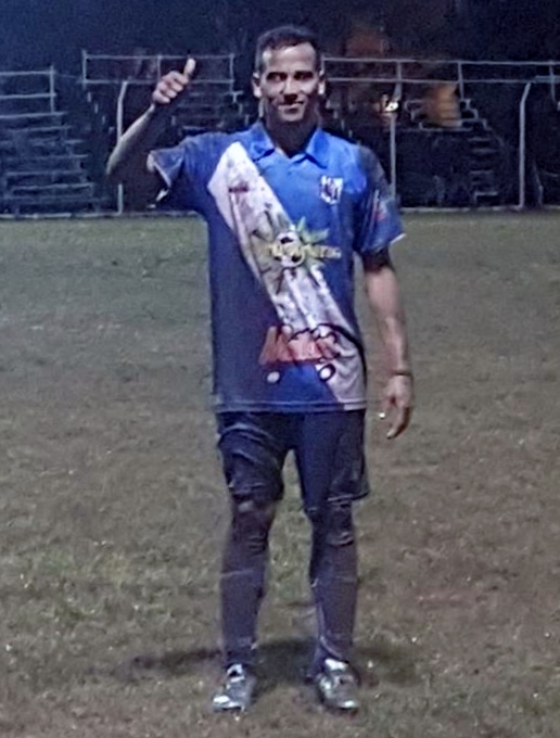 Portela le ganó al «negro» 1 a 0