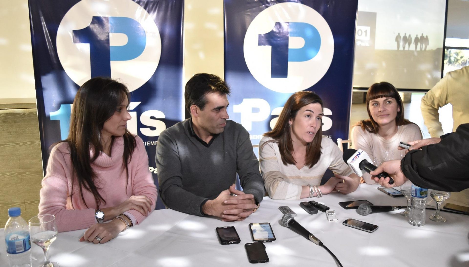 Malena en Necochea: “Es un gobierno de mentirosos, del ‘si pasa, pasa’”