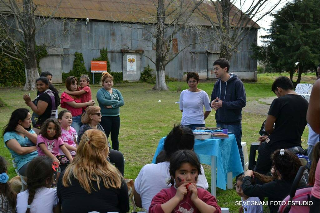 «Cumplir» realizó una jornada recreativa en Santa Coloma