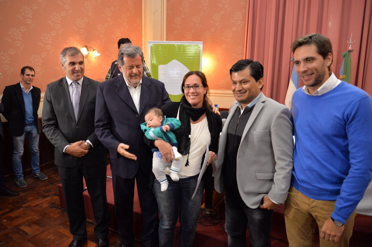 La Provincia cumplió el sueño de 54 familias de San Pedro